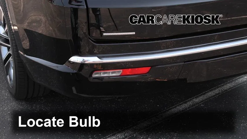 2022 Jeep Grand Wagoneer Series III 6.4L V8 Éclairage Feux de marche arrière (remplacer une ampoule)